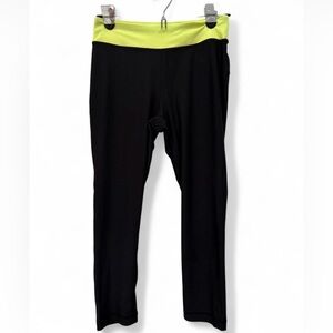 NWOT Women's Zenana Outfitters‎ Cropped Black Neon Leggings Size Medium